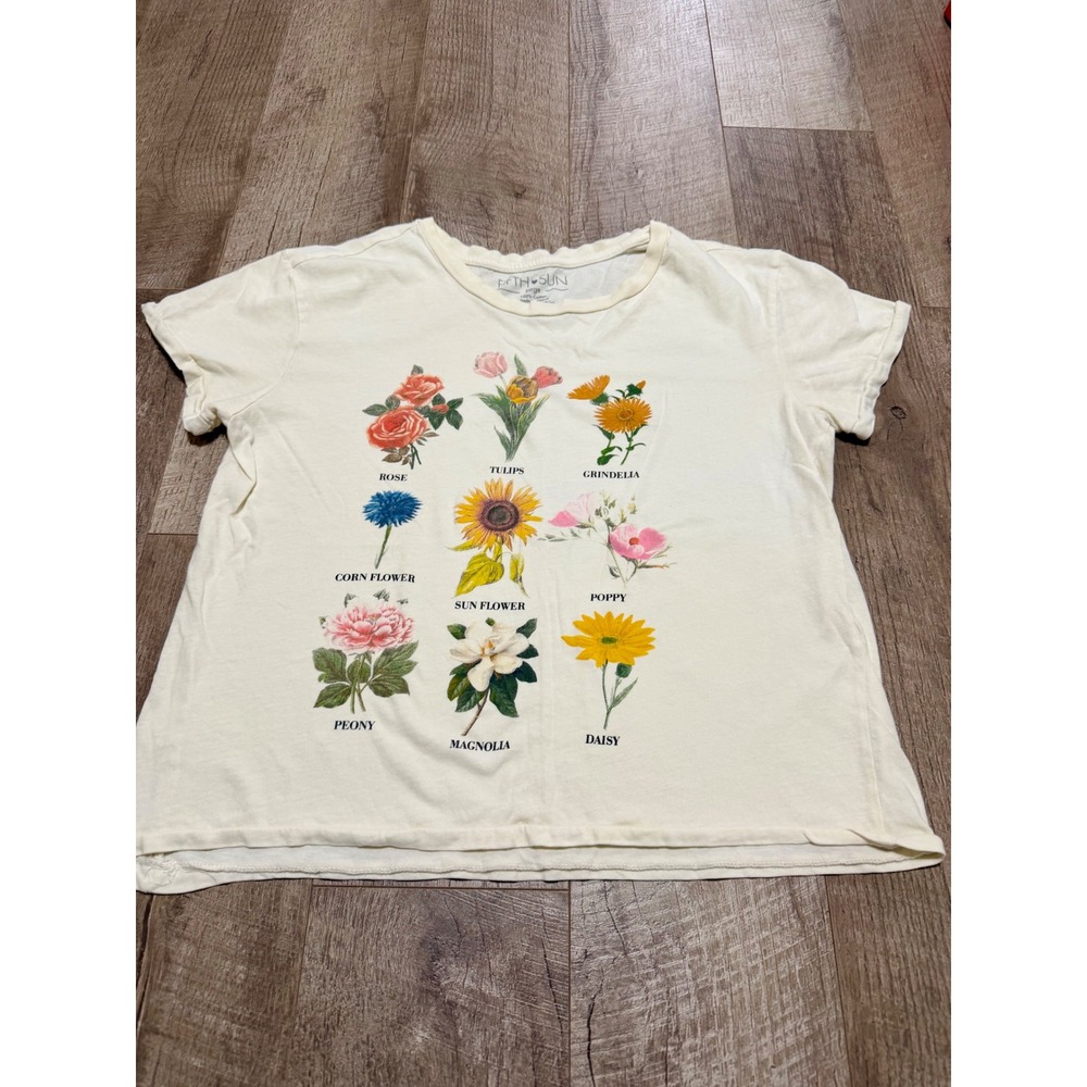Fifth Sun Women's Cream Floral Botanical Graphic T-Shirt Large Cotton
